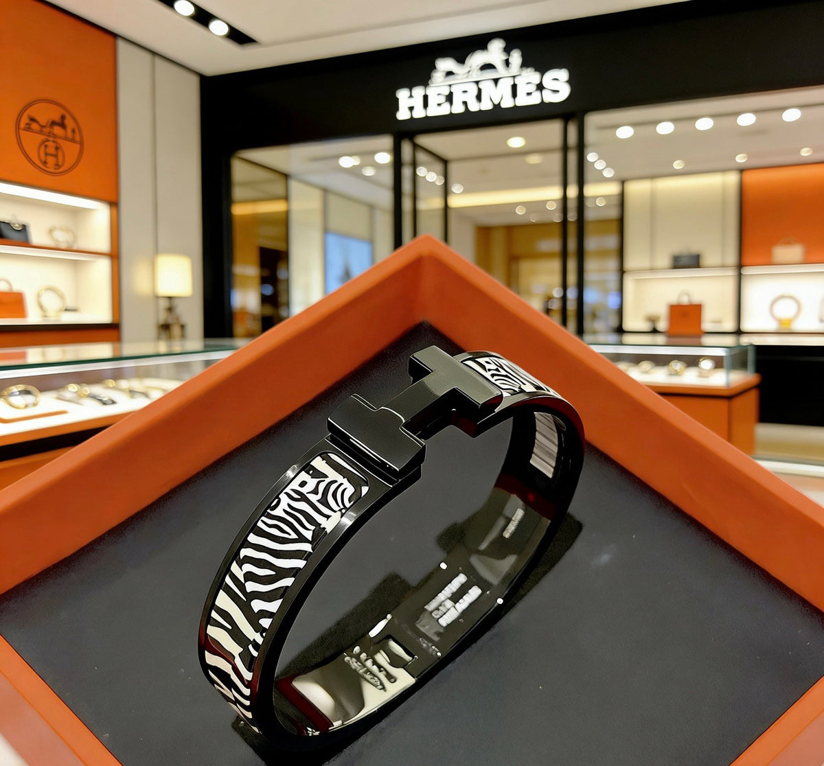 Hermès Gold-Tone Black Printed H-Clasp Bangle - album image 8