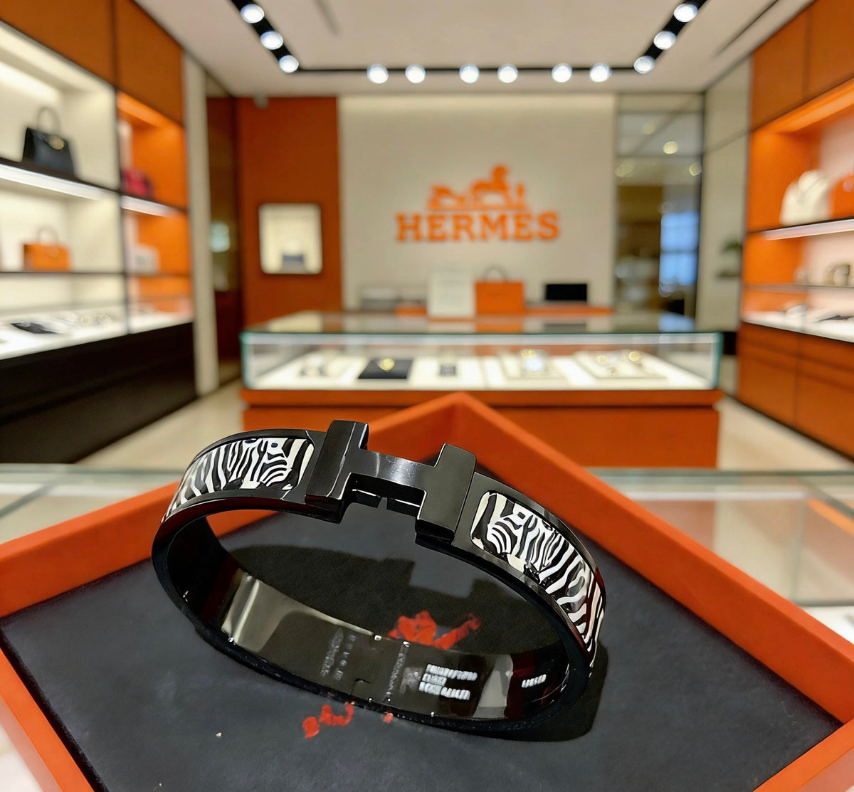 Hermès Gold-Tone Black Printed H-Clasp Bangle - album image 5