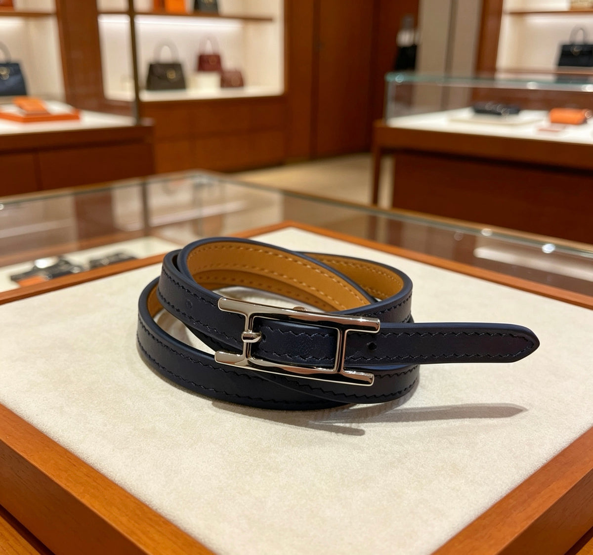 Hermès Black Leather Double-Strand Anchor Bracelet - album image 4