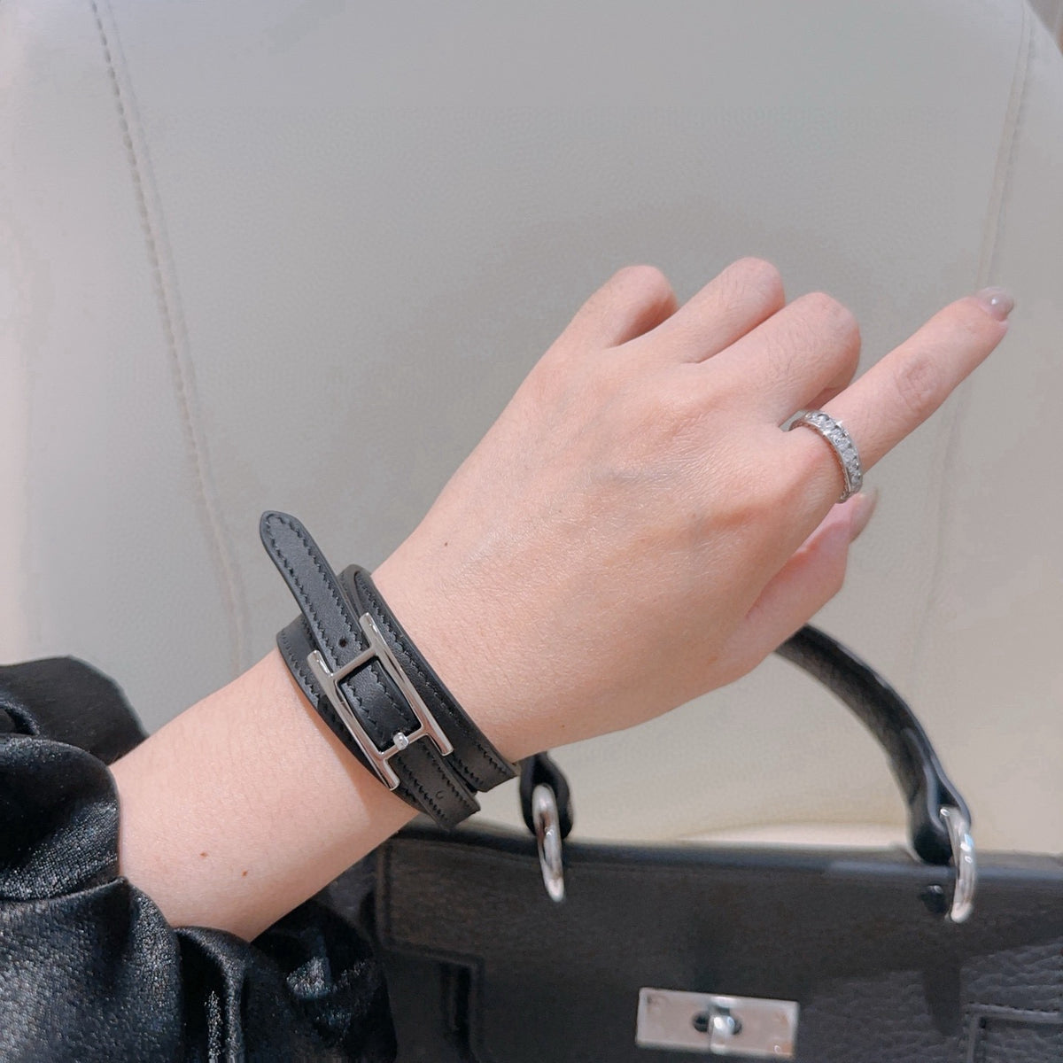 Hermès Black Leather Double-Strand Anchor Bracelet - album image 9