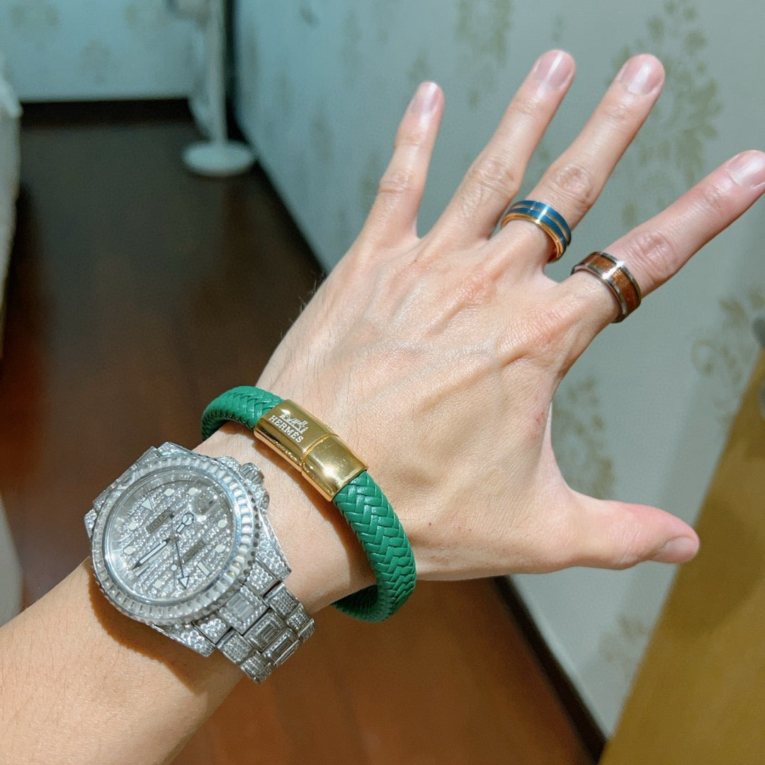 Hermès Green Leather Gold-Tone H Bracelet - album image 3