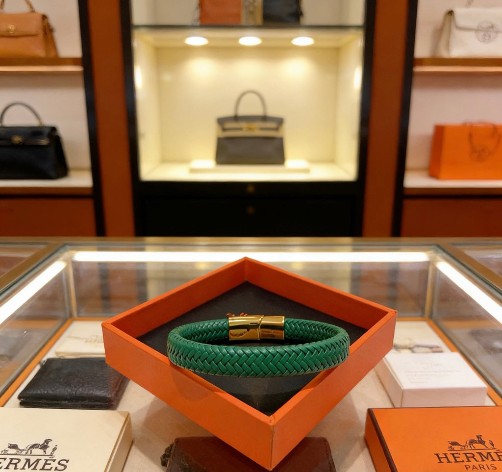 Hermès Green Leather Gold-Tone H Bracelet - album image 8