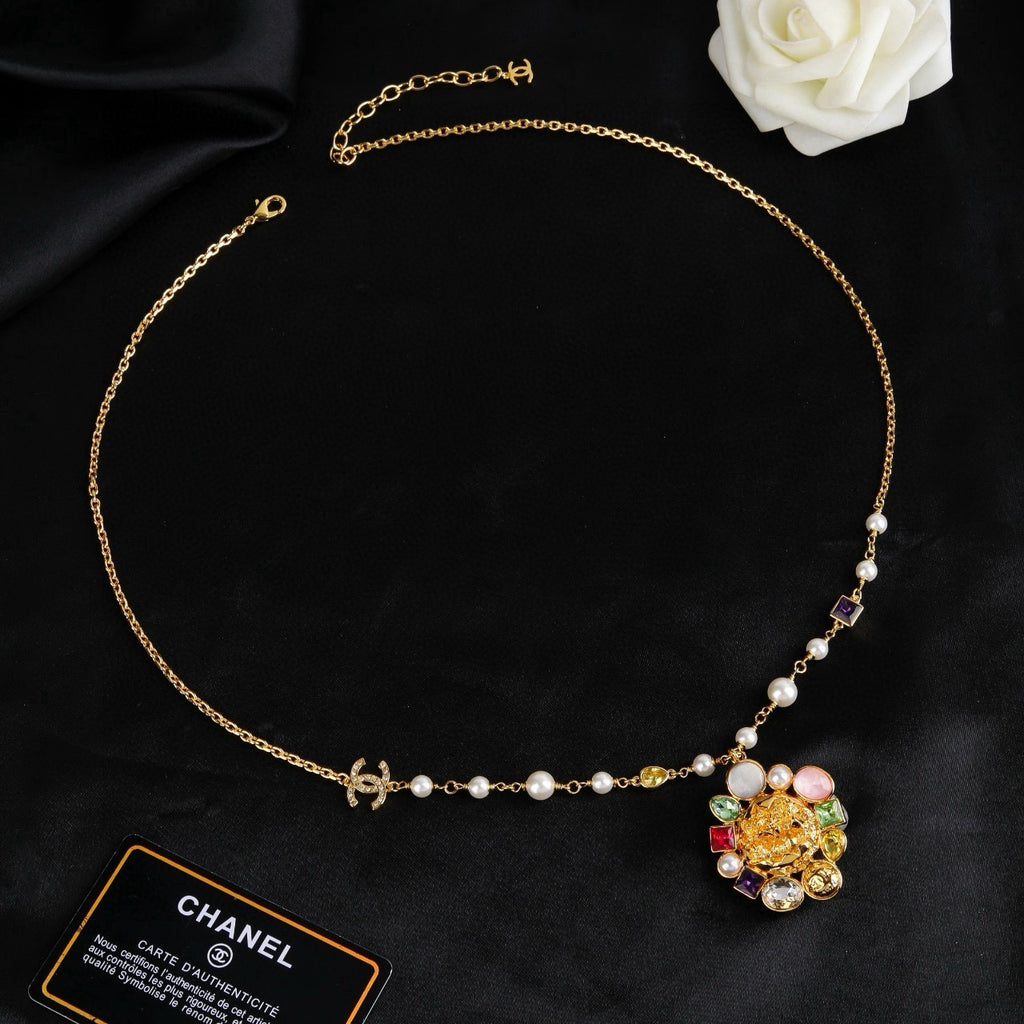 Chanel Interlocking C Necklace - album image 4