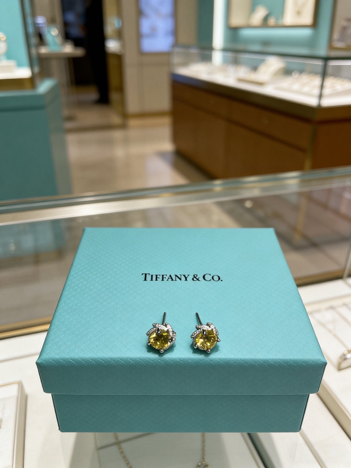 Tiffany & Co. Yellow Floral Stud Earrings - album image 2