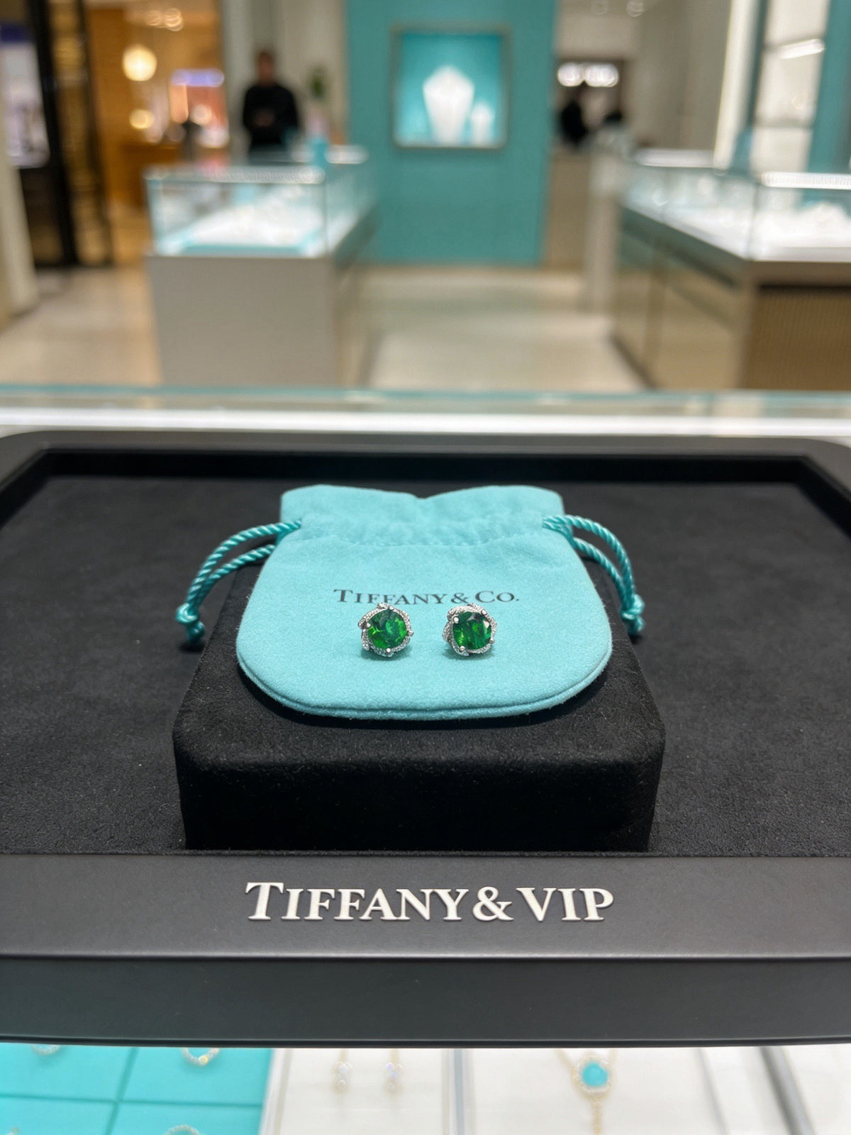 Tiffany & Co. Green Cluster Stud Earrings - album image 6