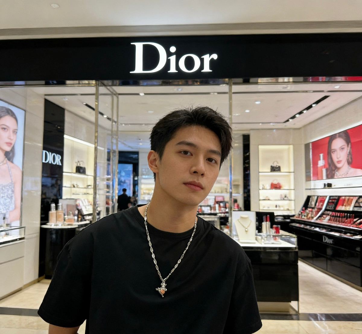 Dior Amber Medallion Long Chain Necklace - product image 7