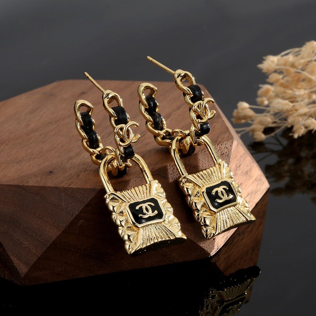 Chanel Interlocking C Resin Gold-Tone Stud Earrings - album image 5