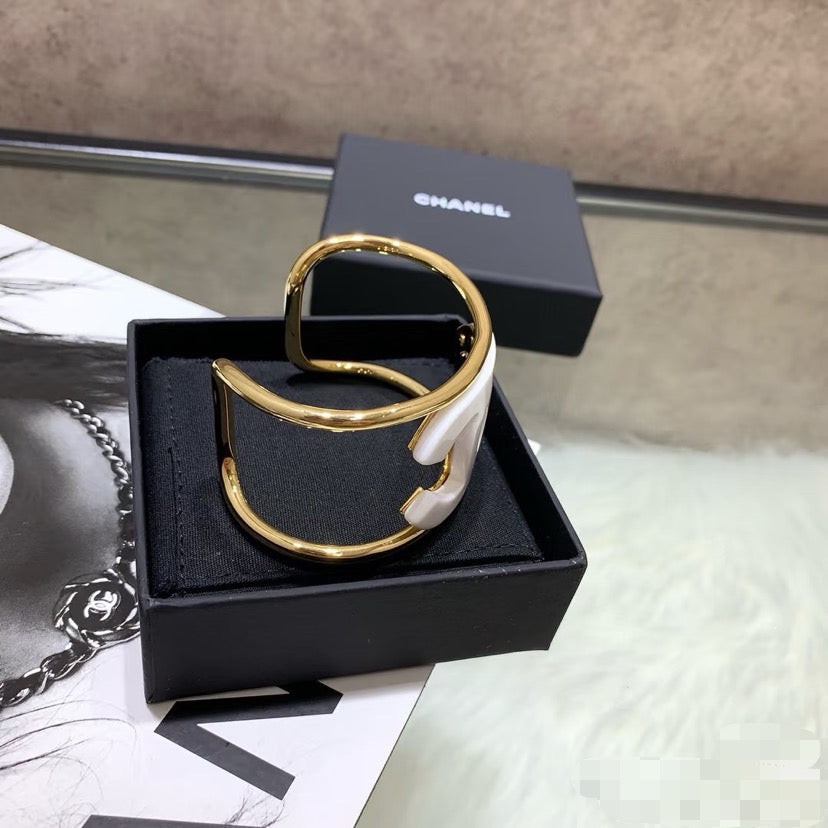 Chanel Resin White Open Bangle - album image 4