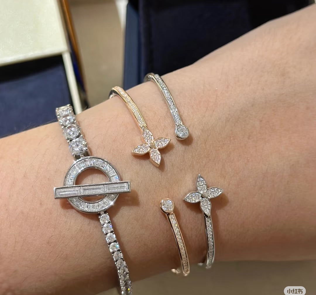 Louis Vuitton Two-Tone Clover Bangle - album image 6