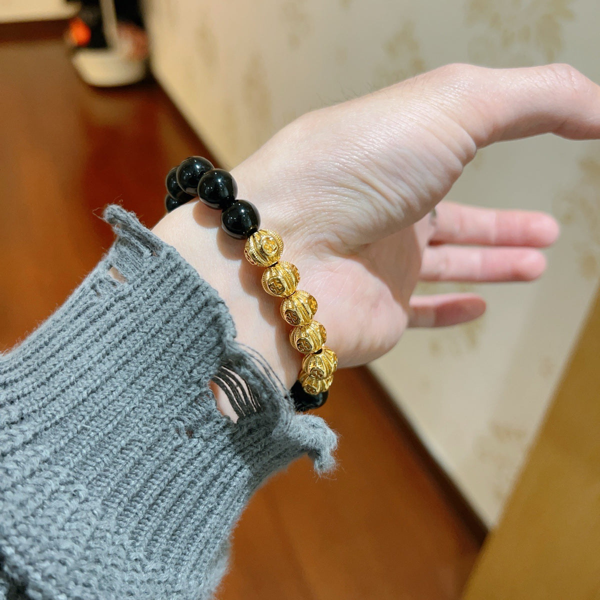 Gucci Anger Forest Interlocking G Black Agate Agate Beaded Antiqued Bracelet - album image 4