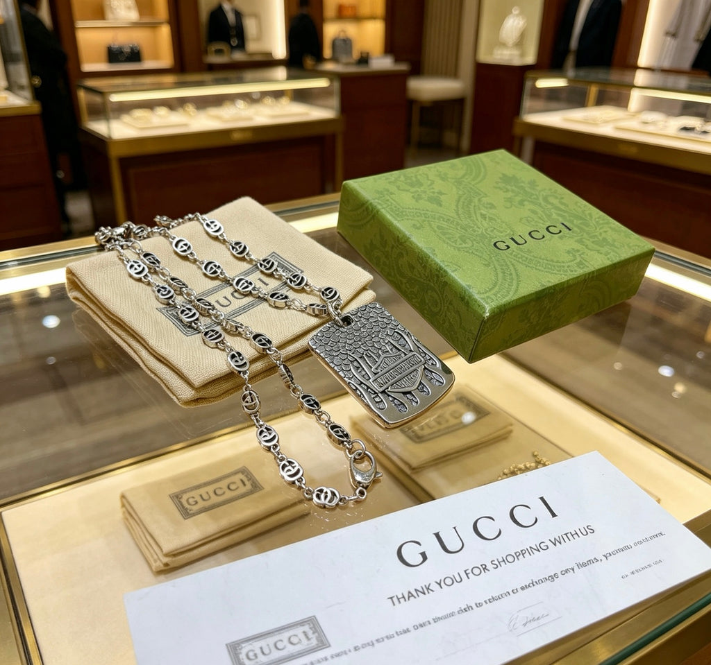 Gucci Anger Forest Interlocking G Antiqued Chain Necklace - album image 6
