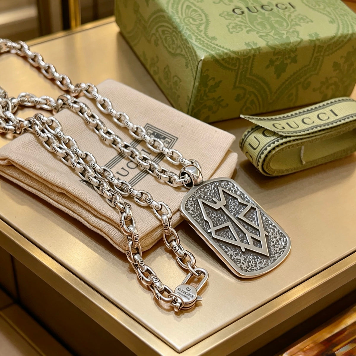 Gucci Anger Forest Interlocking G Antiqued Chain Necklace - album image 7