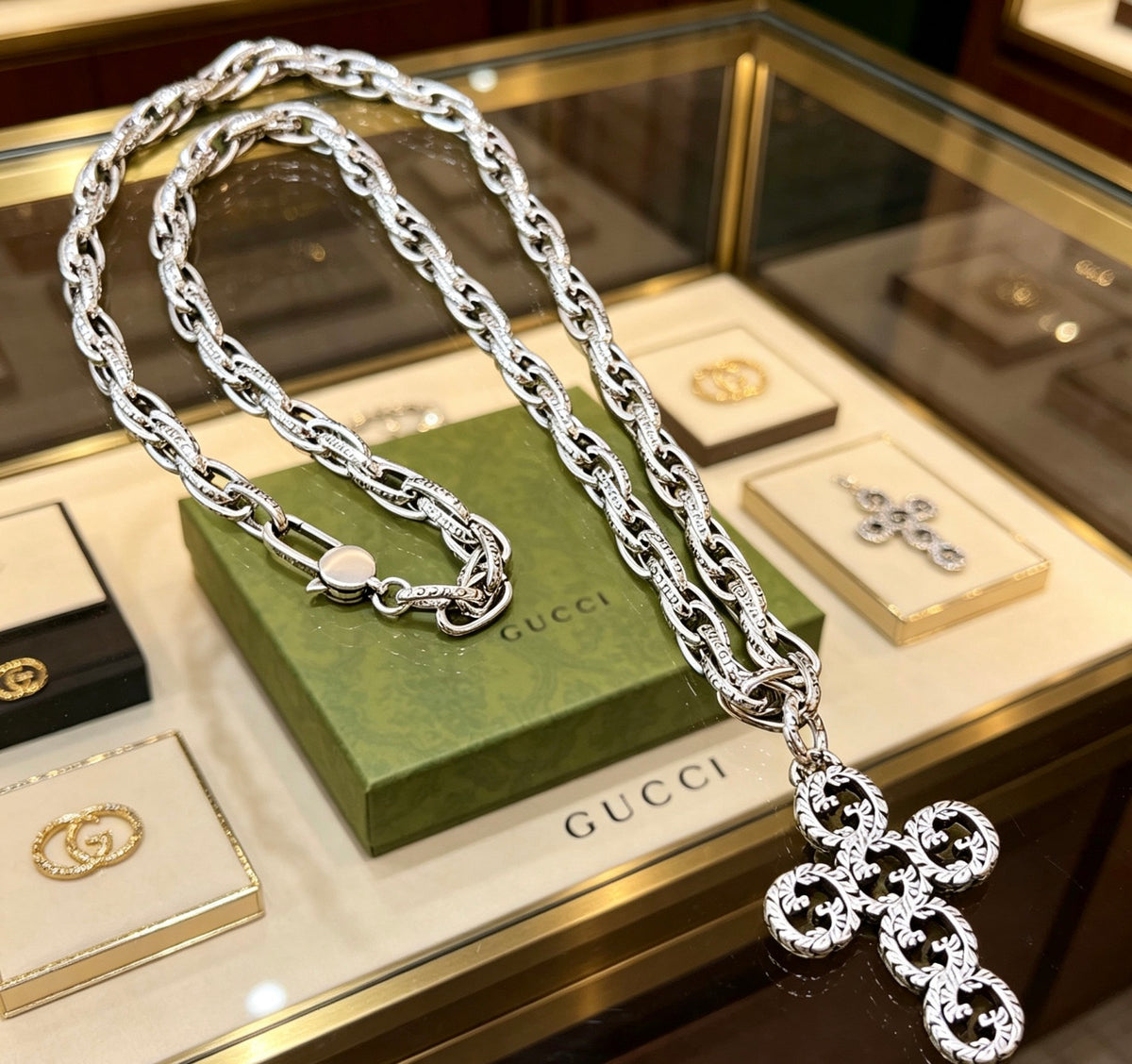 Gucci Anger Forest Interlocking G Antiqued Chain Necklace - album image 4