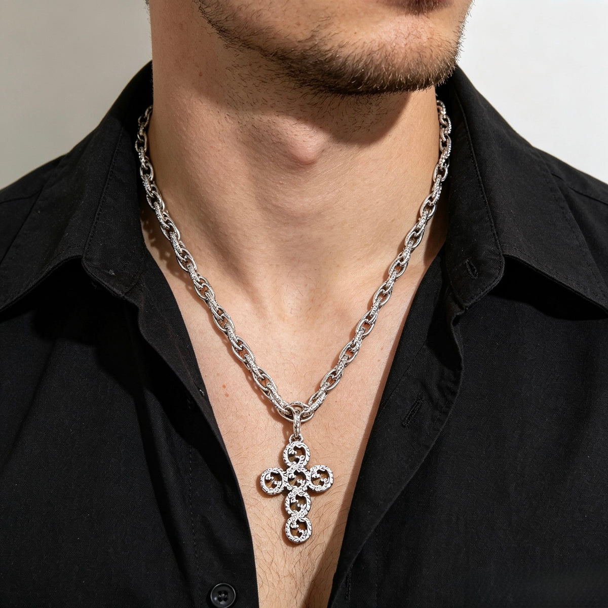 Gucci Anger Forest Interlocking G Antiqued Chain Necklace - album image 6