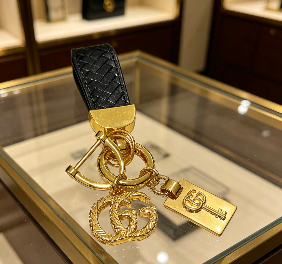 Gucci Anger Forest Interlocking G Key Keychain - album image 3
