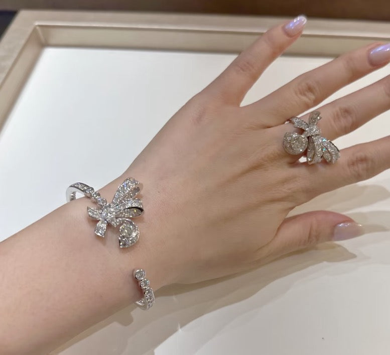 Chanel Bow Butterfly Open Bangle - album image 5