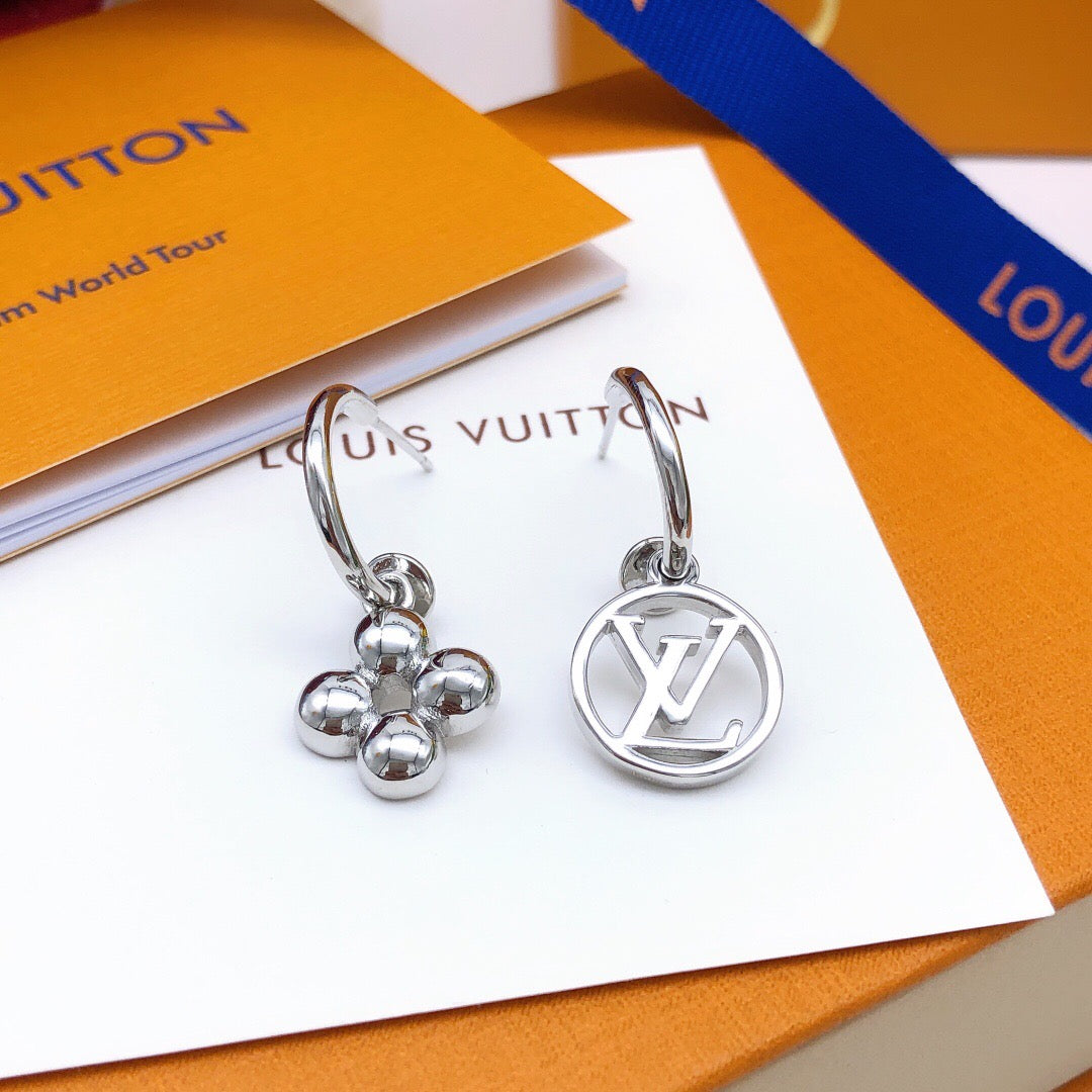 Louis Vuitton Monogram Earrings - album image 6