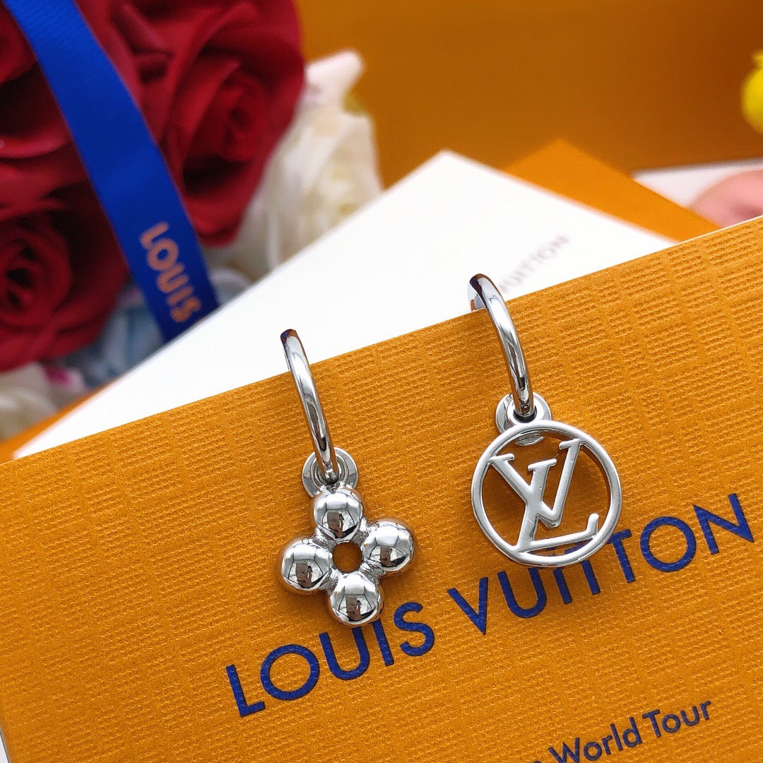 Louis Vuitton Monogram Earrings - album image 3