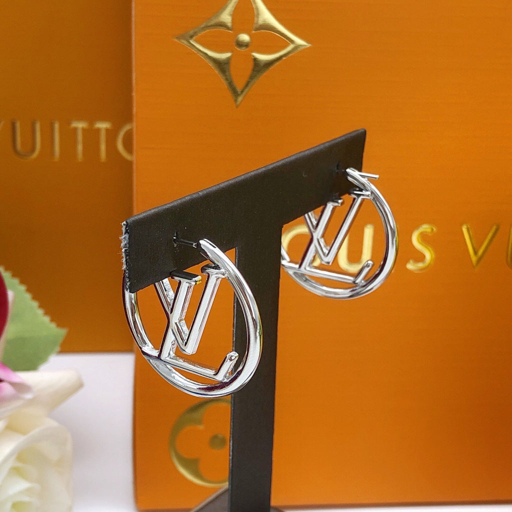 Louis Vuitton Circular Polished Earrings - album image 9