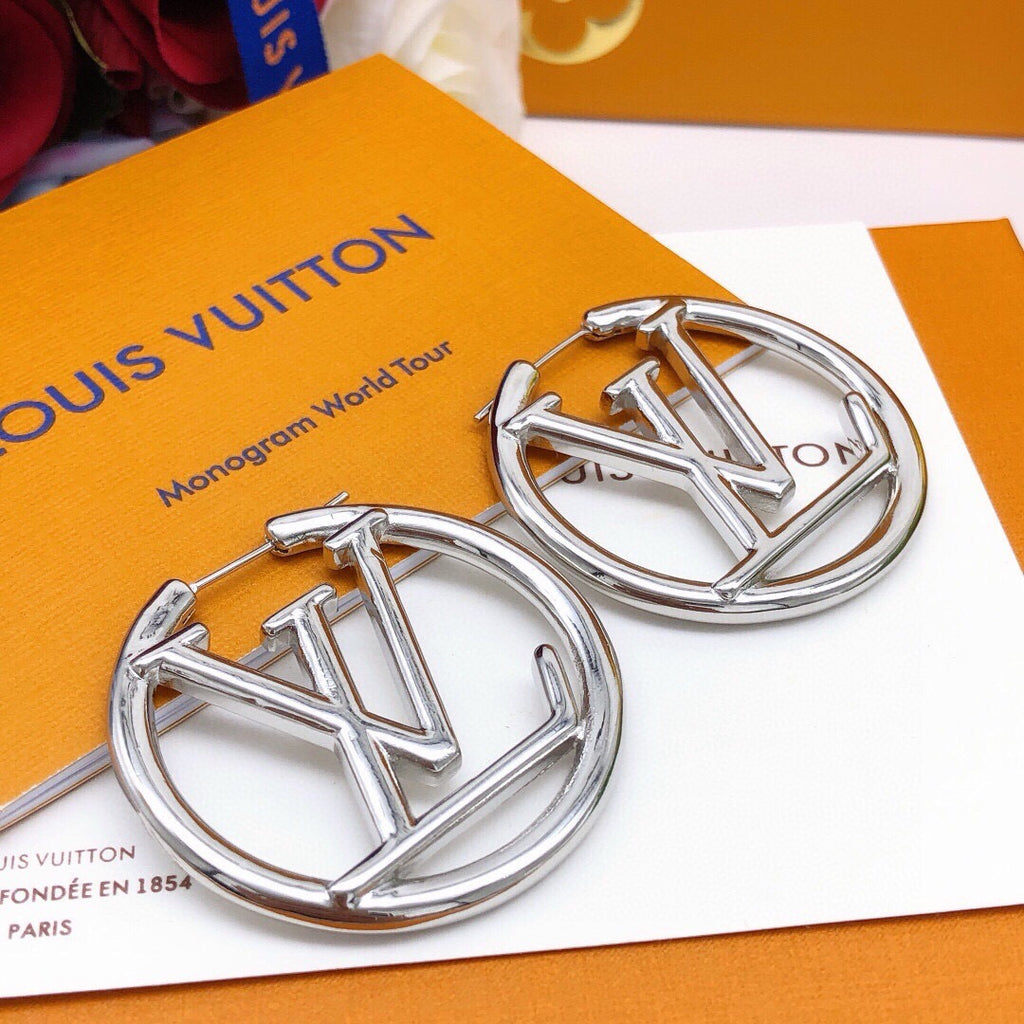 Louis Vuitton Circular Polished Earrings - album image 8