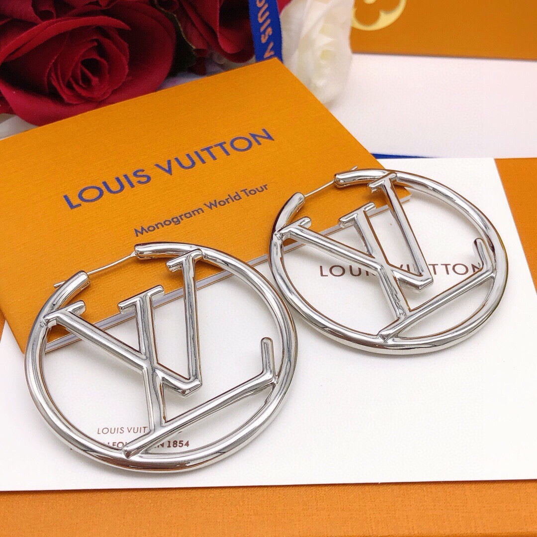 Louis Vuitton Circular Polished Earrings - album image 5