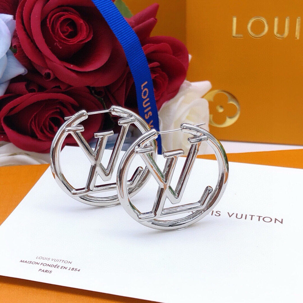 Louis Vuitton Circular Polished Earrings - album image 10