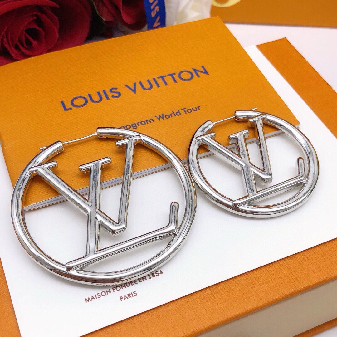 Louis Vuitton Circular Polished Earrings - album image 4