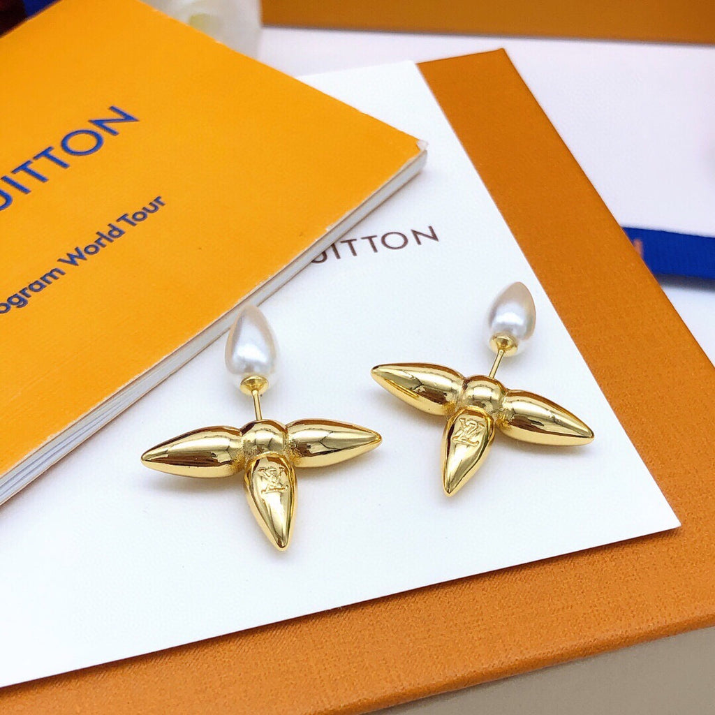 Louis Vuitton Monogram Polished Earrings - album image 2