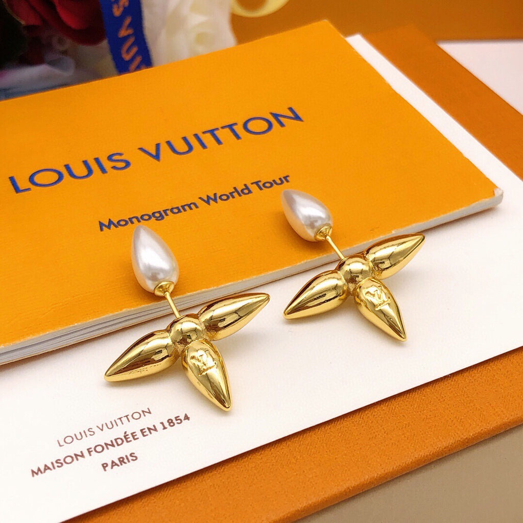 Louis Vuitton Monogram Polished Earrings - album image 6