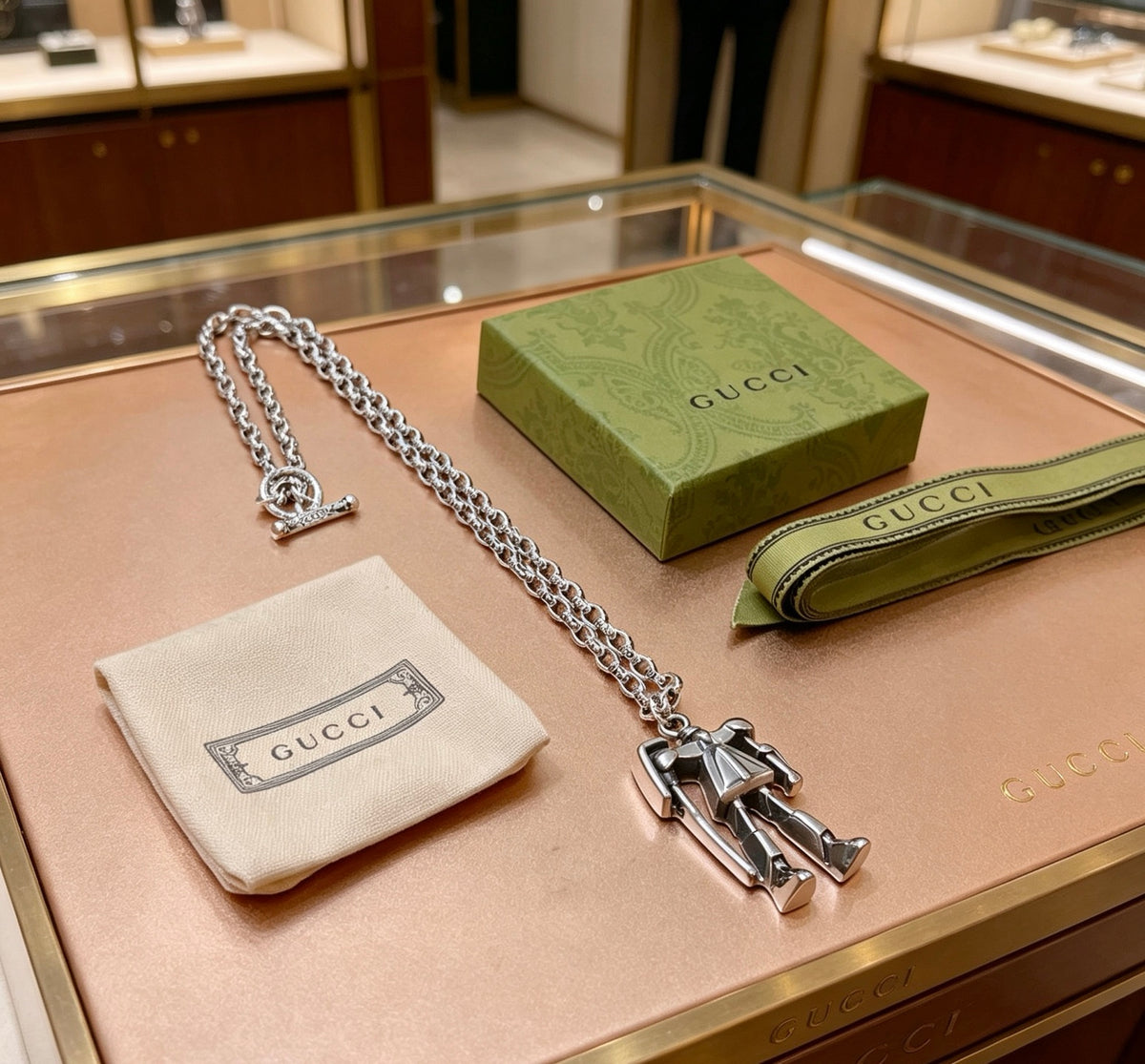 Gucci Anger Forest Interlocking G Antique Silver-Tone Silver-Tone Antiqued Chain Necklace - album image 9