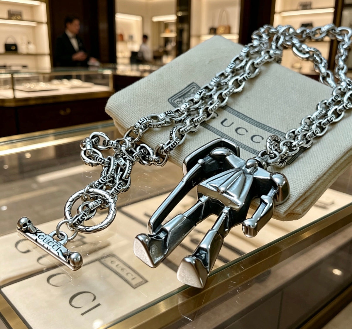 Gucci Anger Forest Interlocking G Antique Silver-Tone Silver-Tone Antiqued Chain Necklace - album image 2