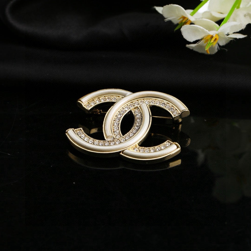 Chanel Interlocking C Brooch - album image 5