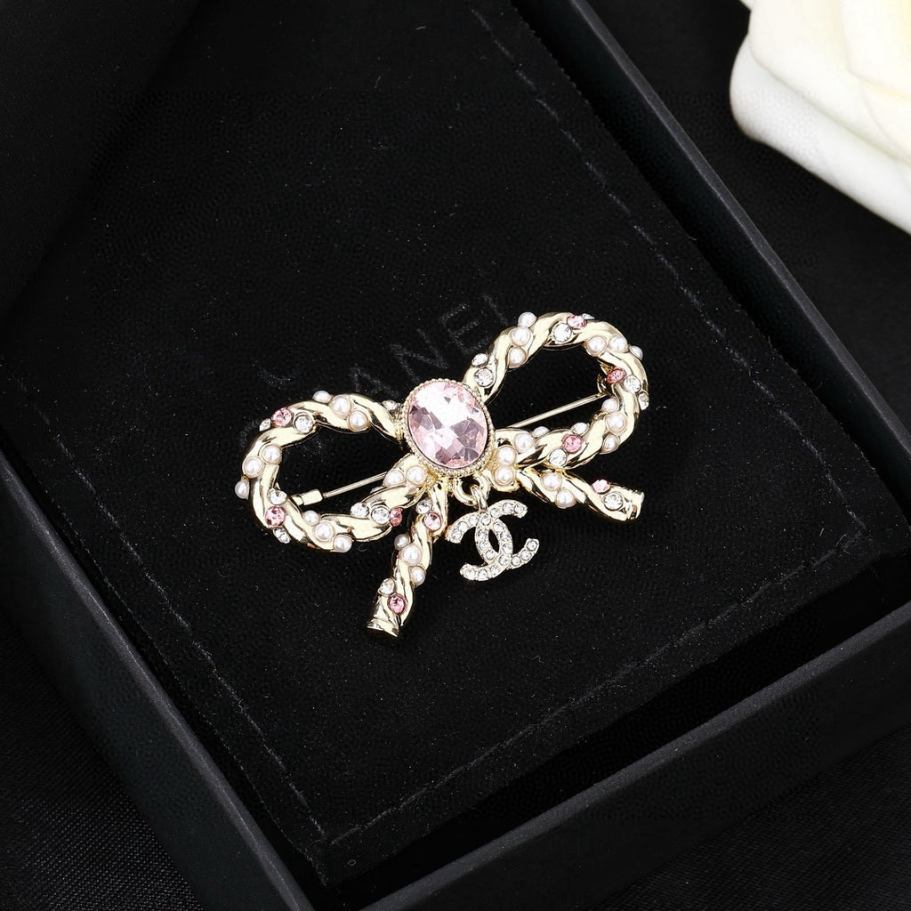 Chanel Interlocking C Pink Crystal Accent Brooch - album image 8