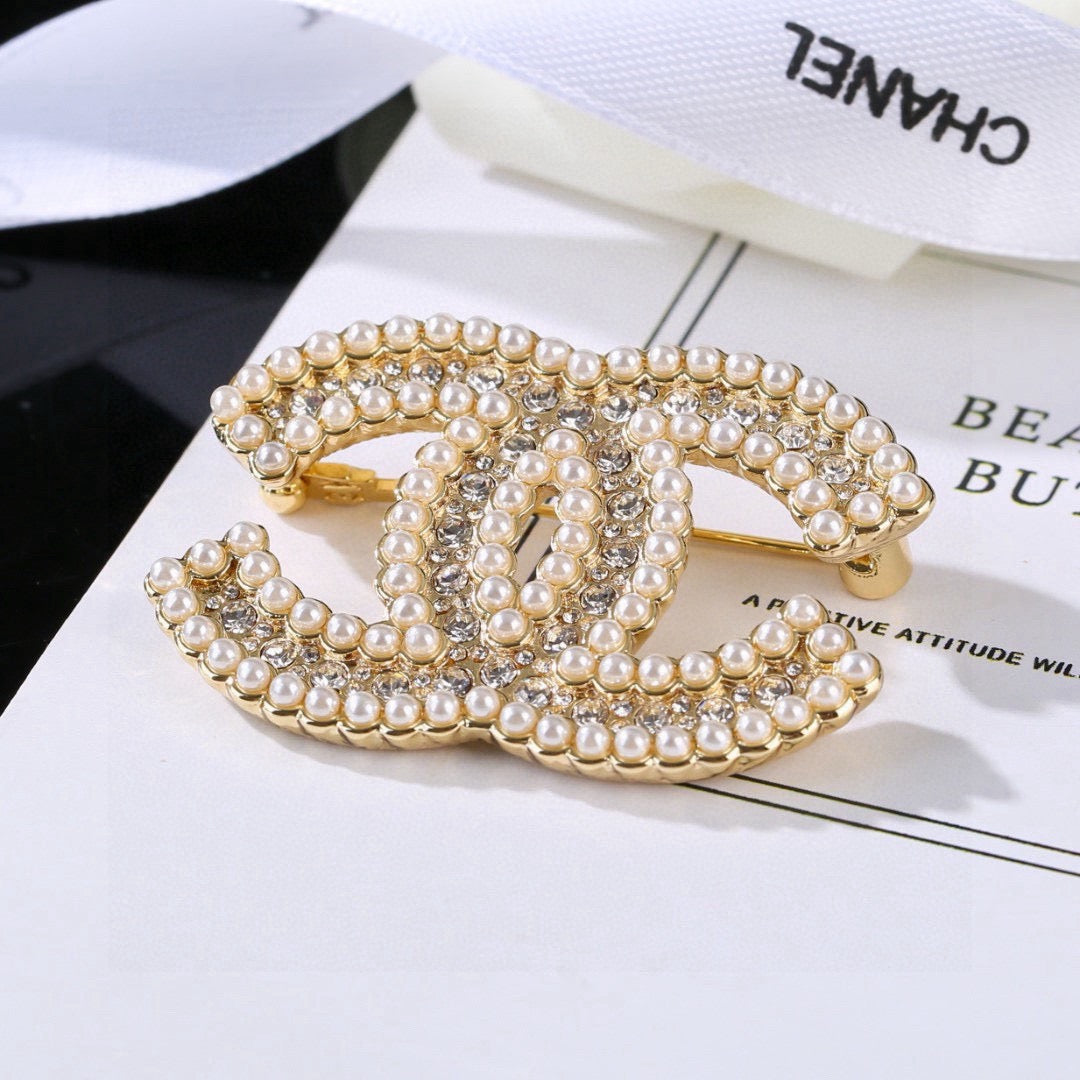 Chanel Pearl Brooch - album image 2