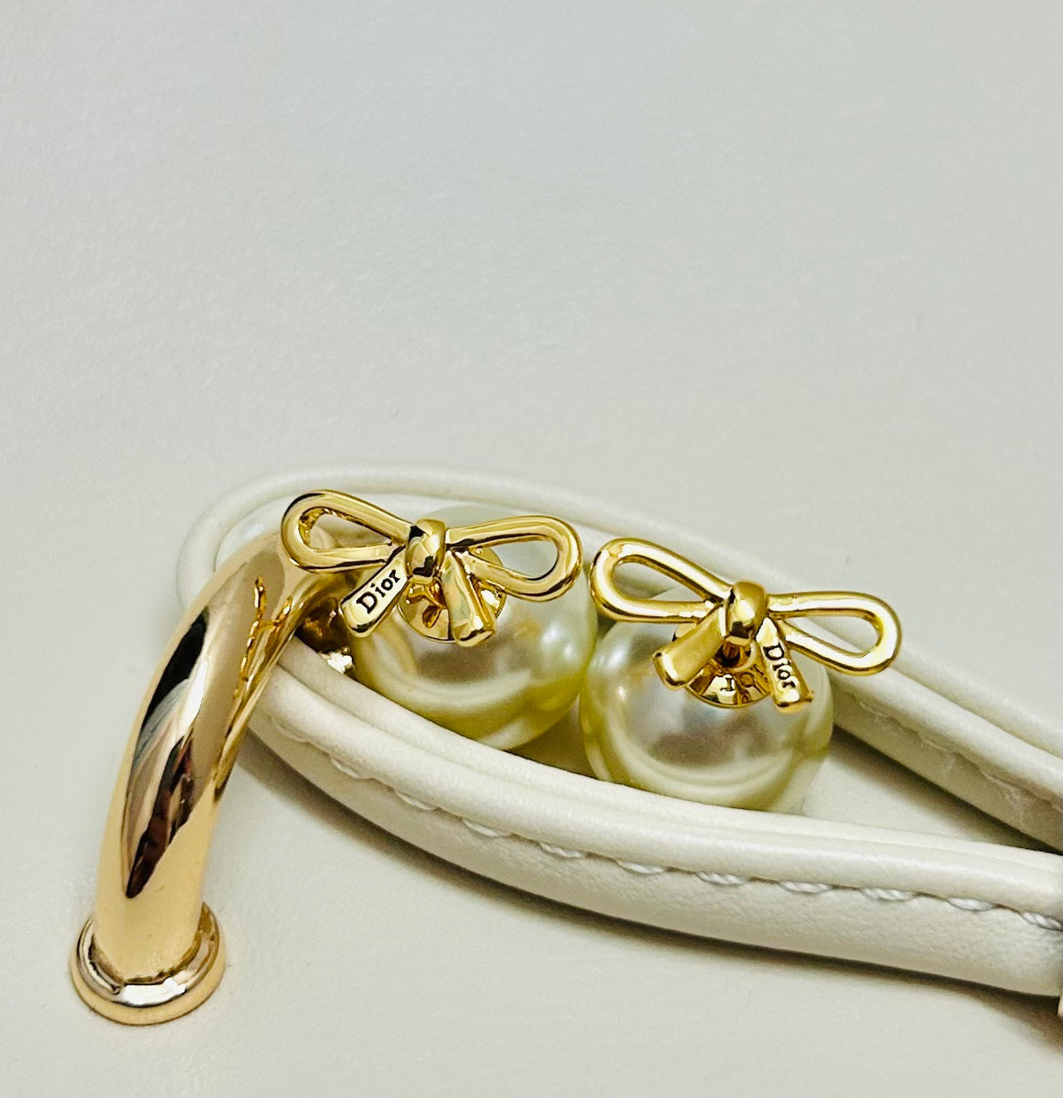 Dior Pearl-Look Bow-Accent Earrings - product image 5