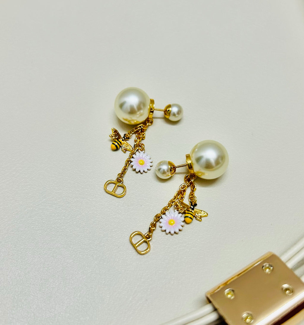 Dior CD Linear Pearl-Look Drop Earrings - product image 5