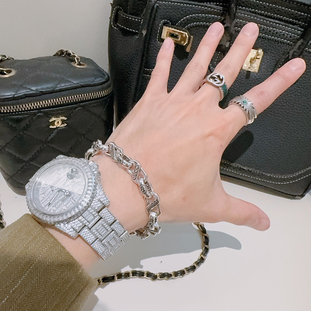 Gucci Silver-Tone Twisted Oval Link Bracelet - album image 3