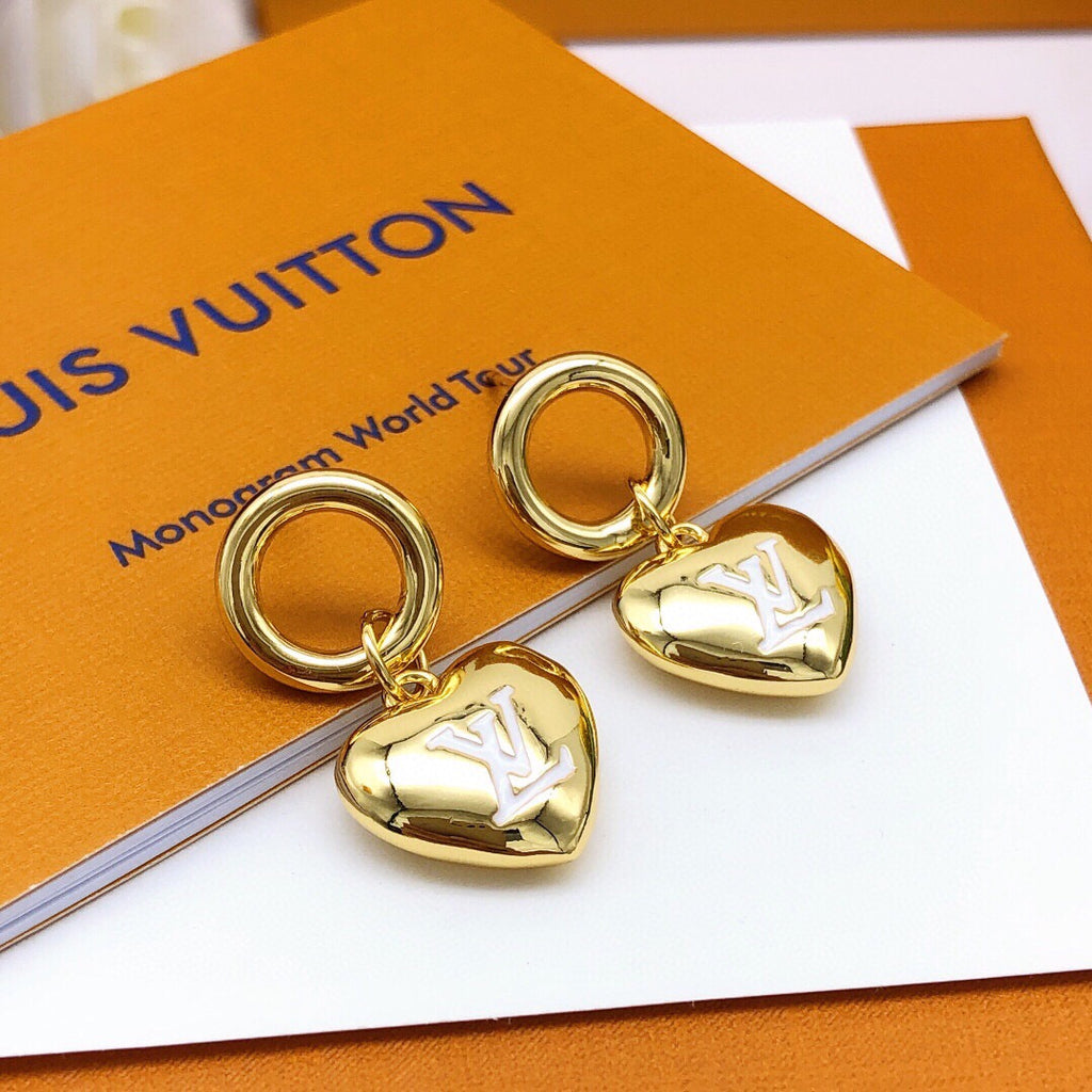 Louis Vuitton Heart Polished Earrings - album image 7