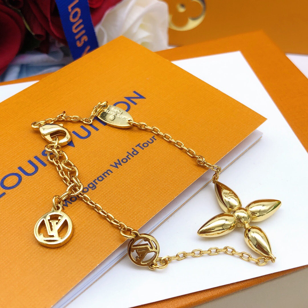 Louis Vuitton Monogram Polished Jewelry - Bracelet or Necklace - album image 6