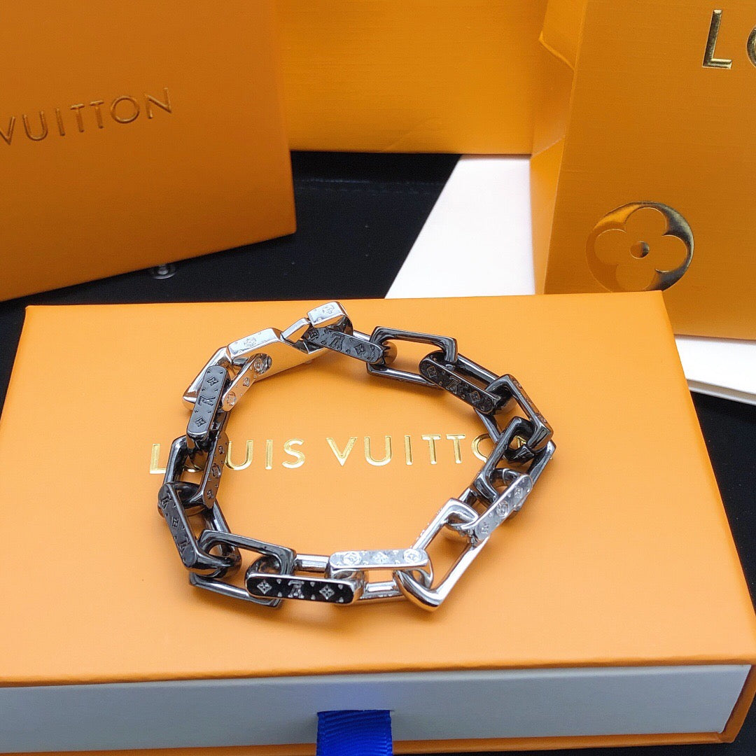 Louis Vuitton Two-Tone Rectangular Link Bracelet - album image 5