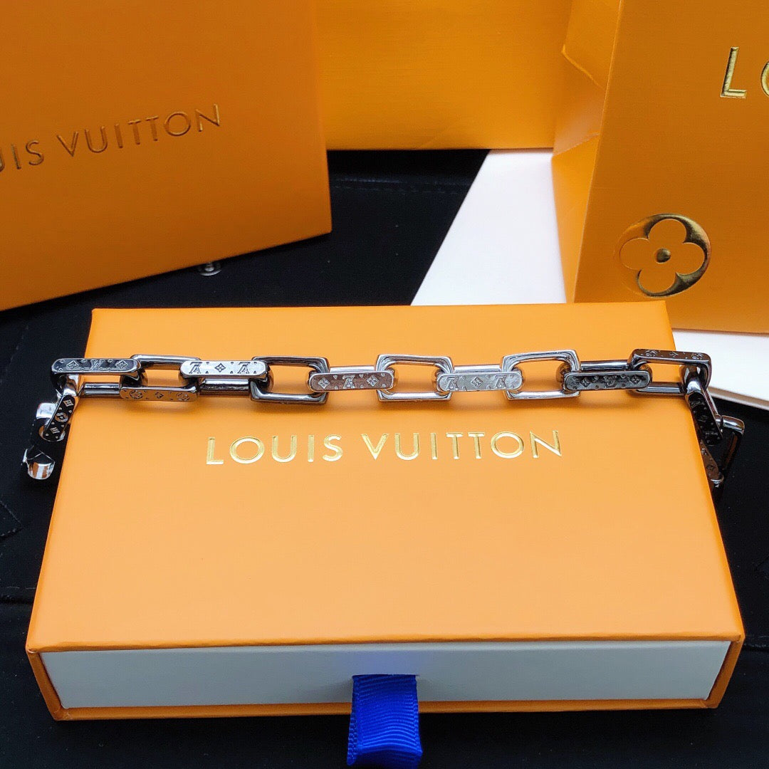 Louis Vuitton Two-Tone Rectangular Link Bracelet - album image 7