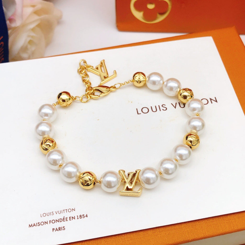 Louis Vuitton Pearl Bracelet - album image 3
