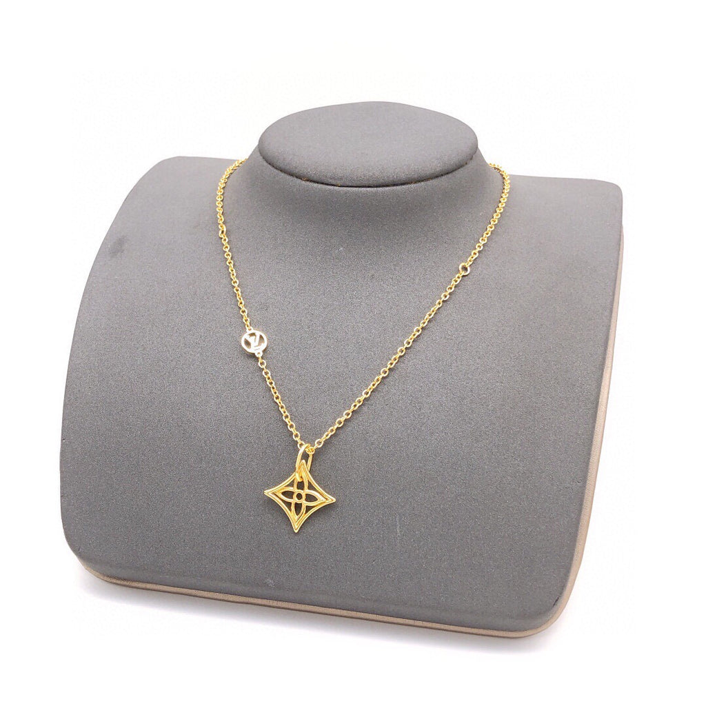 Louis Vuitton Diamond-Shape Monogram Necklace - album image 7