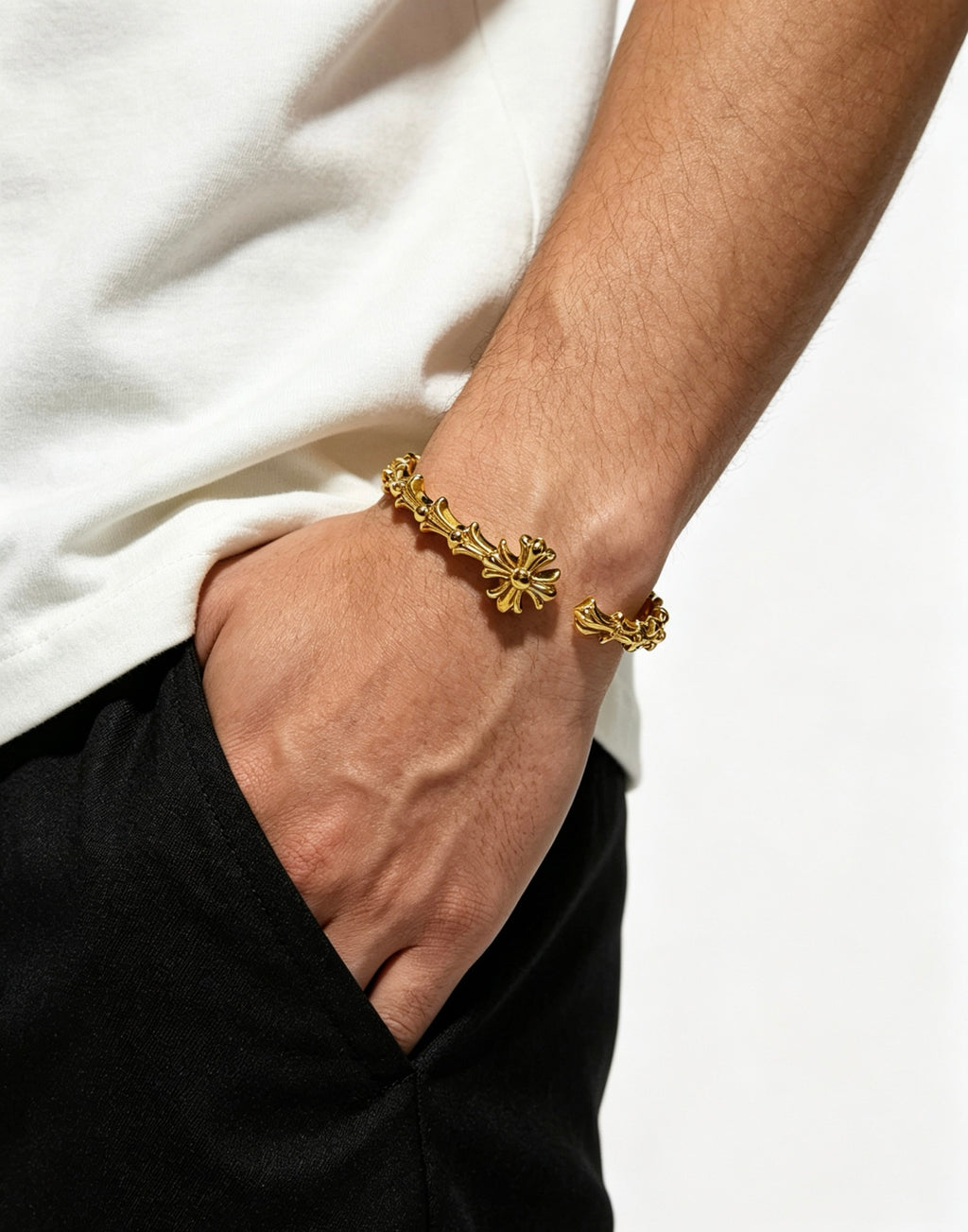 Chrome Hearts Gold-Tone Cross End Open Cuff - album image 8