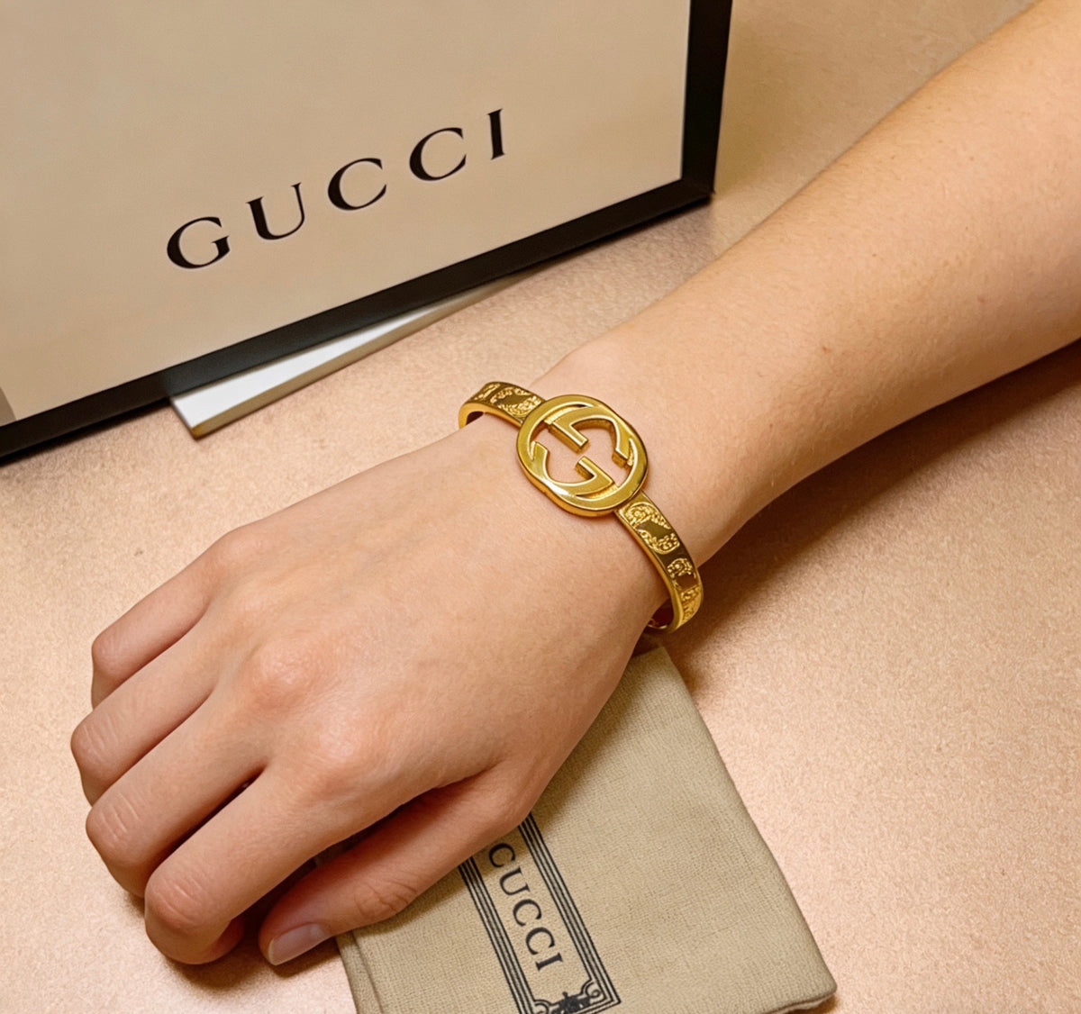 Gucci Anger Forest Interlocking G Antiqued Bangle - album image 6