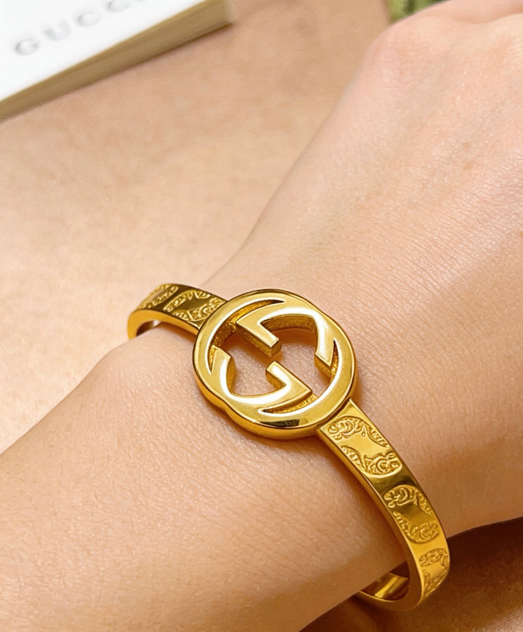 Gucci Anger Forest Interlocking G Antiqued Bangle - album image 8