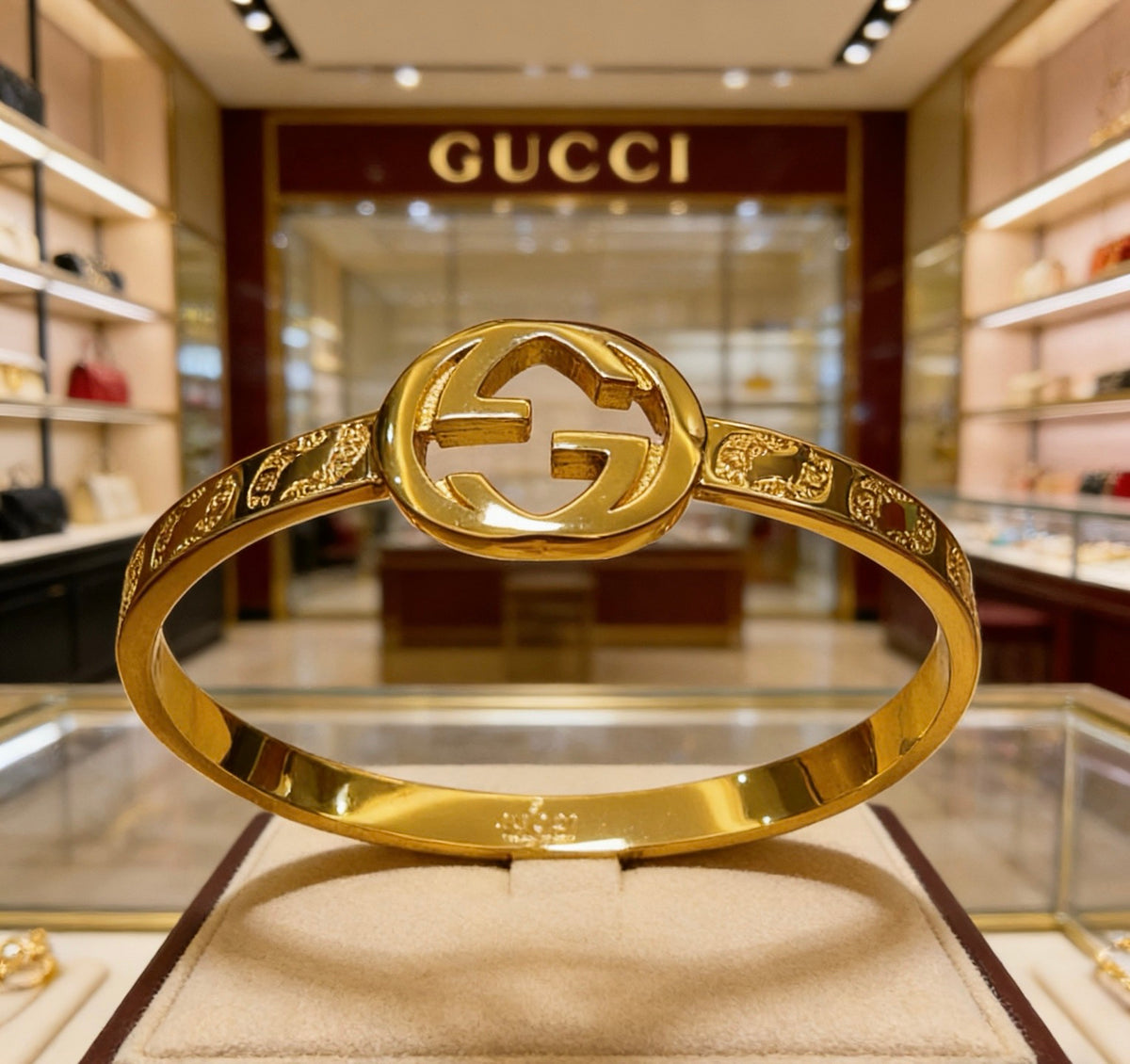 Gucci Anger Forest Interlocking G Antiqued Bangle - album image 7