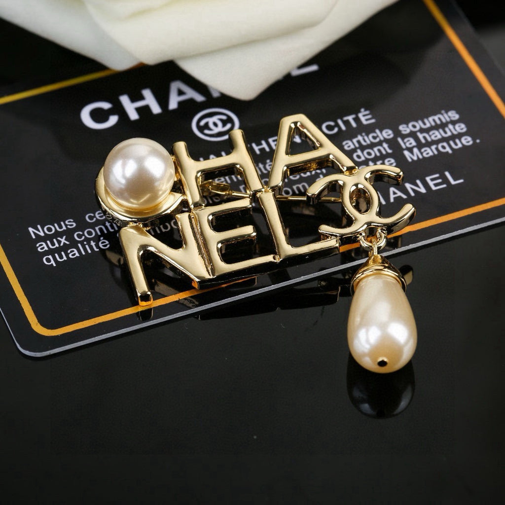 Chanel Pearl Brooch - album image 1