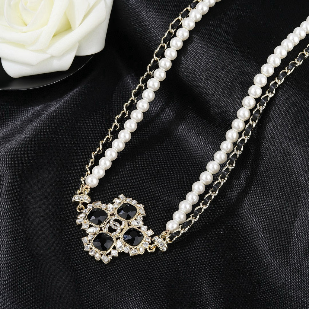 Chanel Pearl Necklace - album image 8