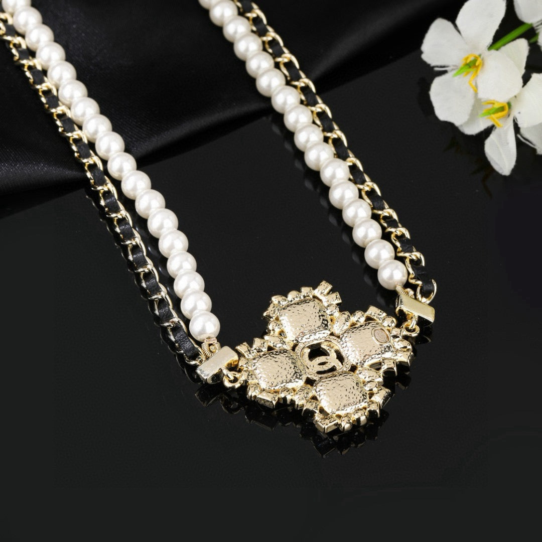 Chanel Pearl Necklace - album image 7